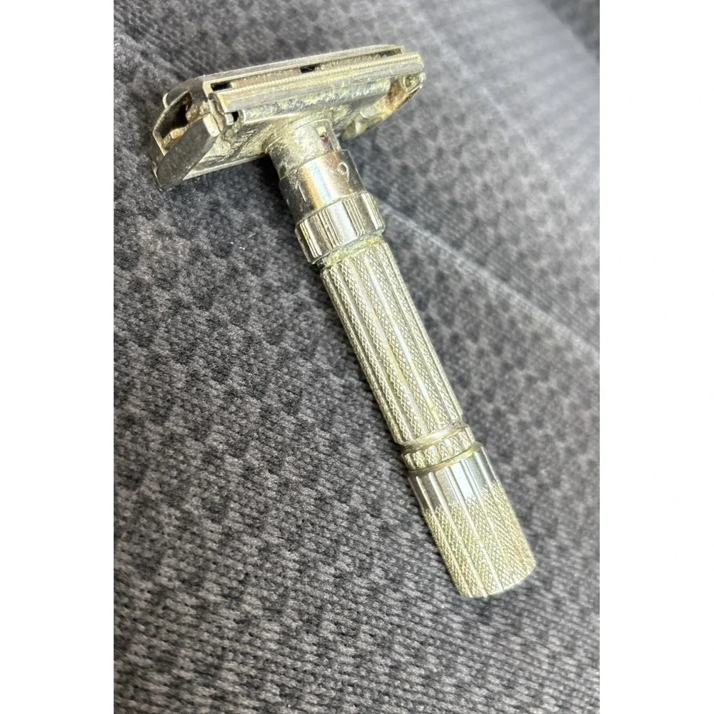 Vintage Gillette Fatboy Adjustable Safety Razor Metal Made In USA Double Edge